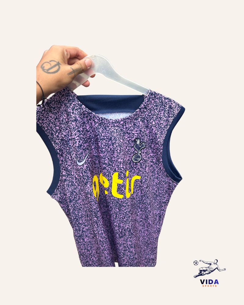 Regata Tottenham 2025